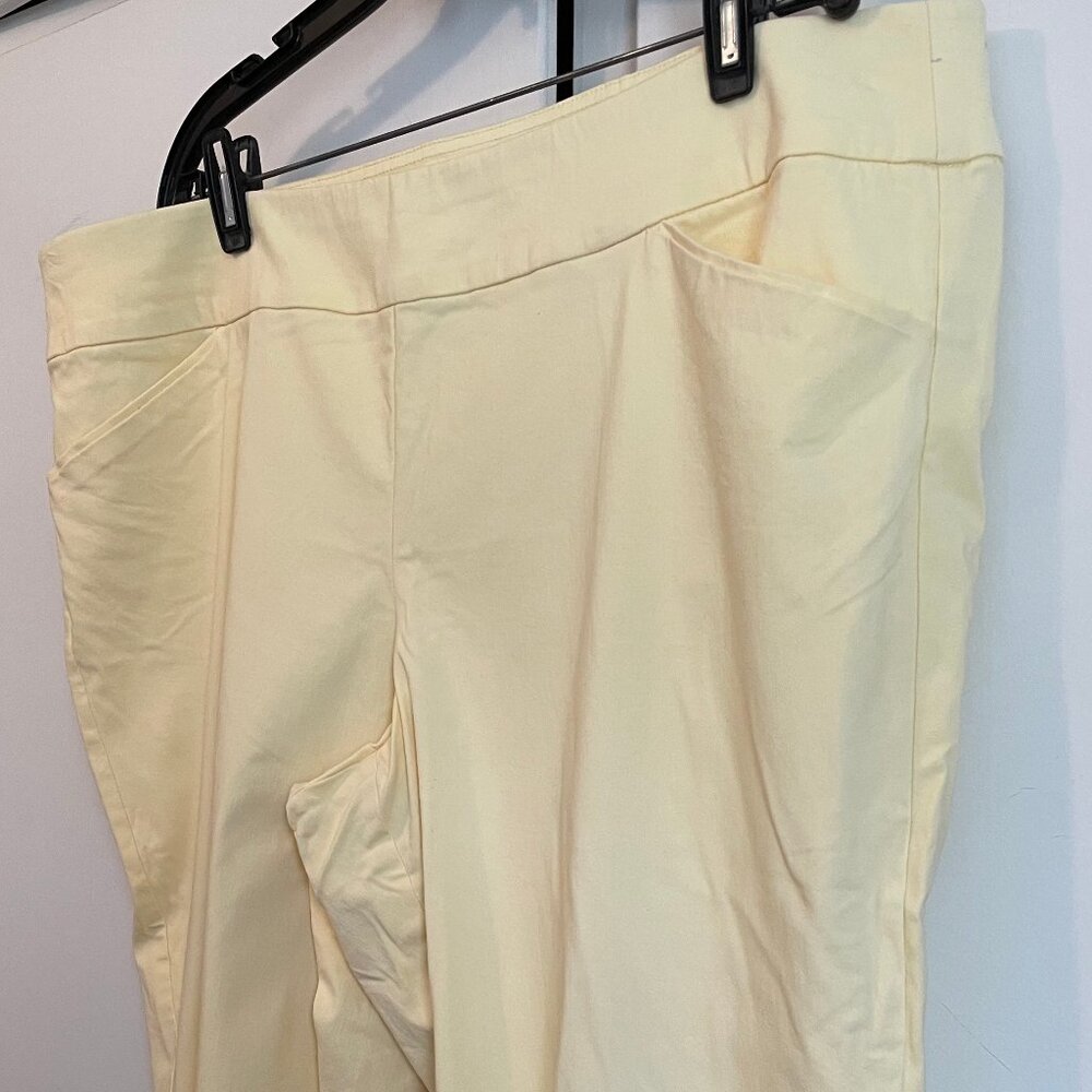 capris
